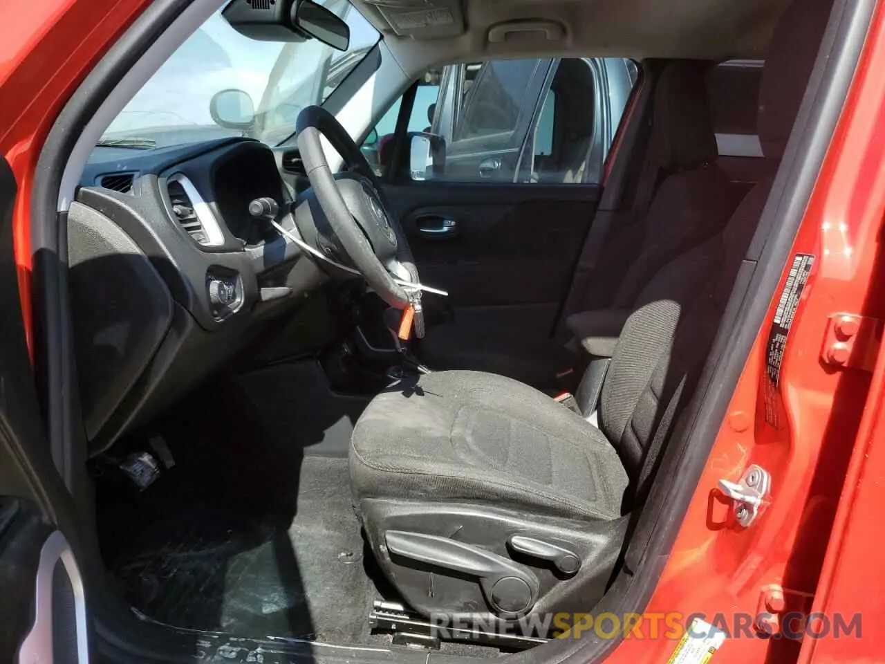 7 Photograph of a damaged car ZACNJABB0KPK00863 JEEP RENEGADE 2019