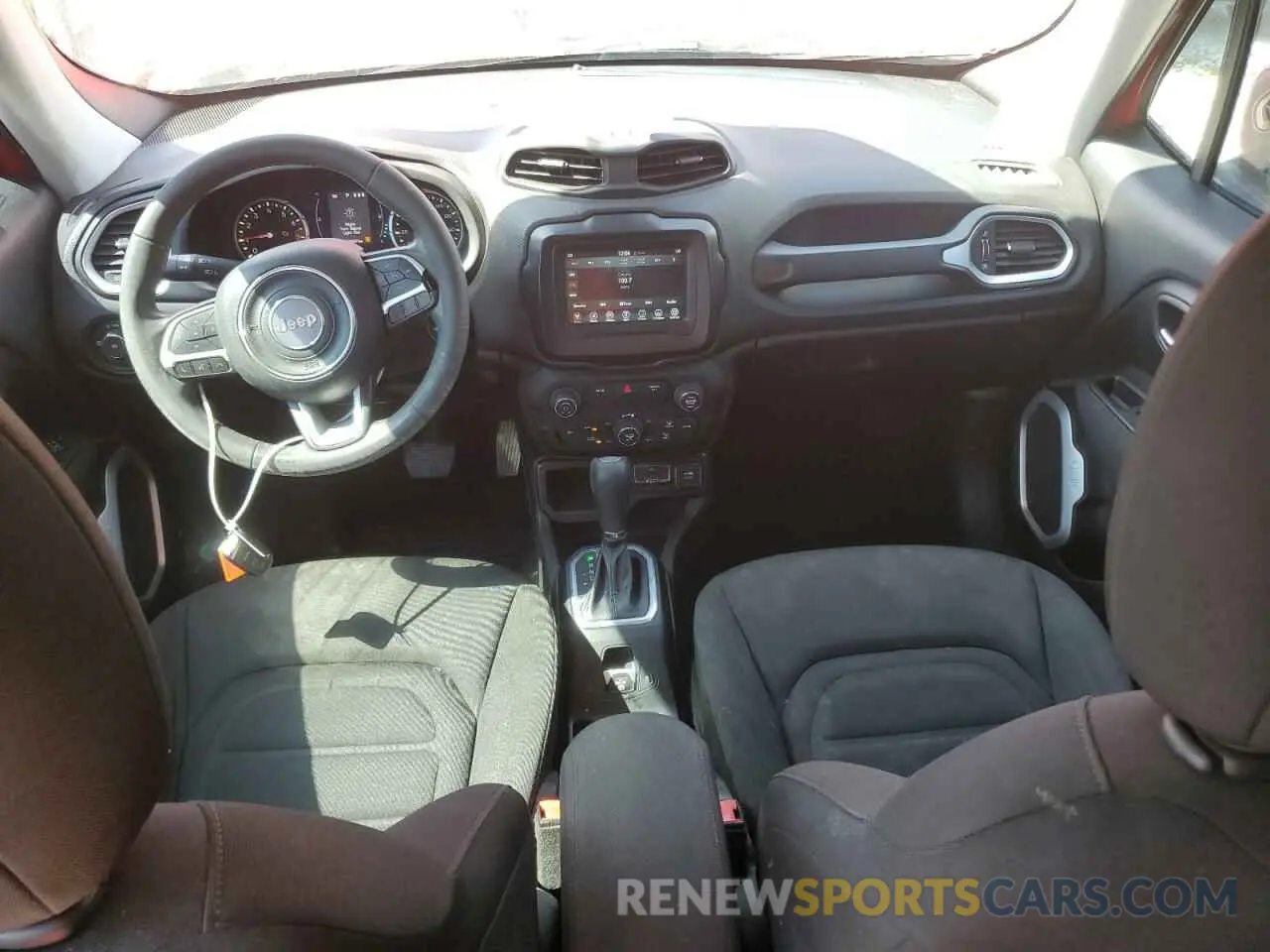 8 Photograph of a damaged car ZACNJABB0KPK00863 JEEP RENEGADE 2019