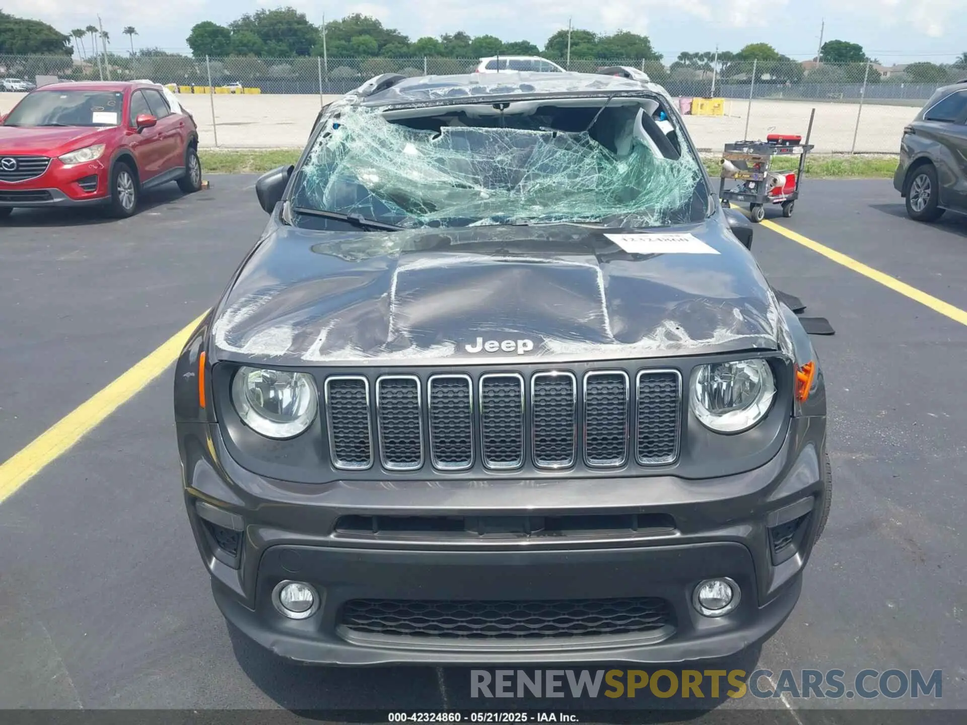 11 Photograph of a damaged car ZACNJABB0KPK03648 JEEP RENEGADE 2019