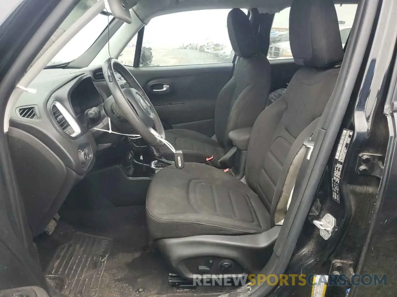 7 Photograph of a damaged car ZACNJABB0KPK61792 JEEP RENEGADE 2019