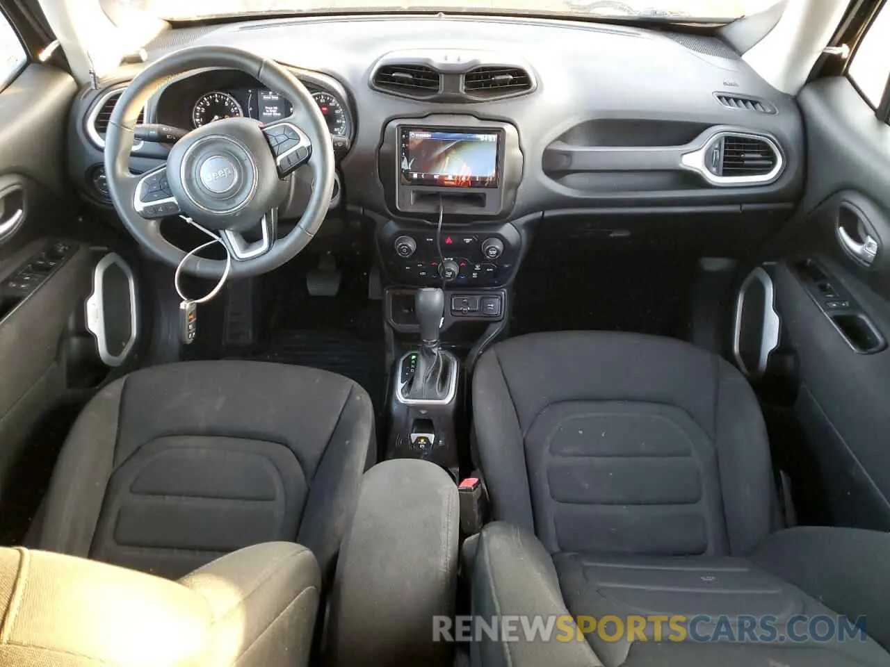 8 Photograph of a damaged car ZACNJABB0KPK61792 JEEP RENEGADE 2019