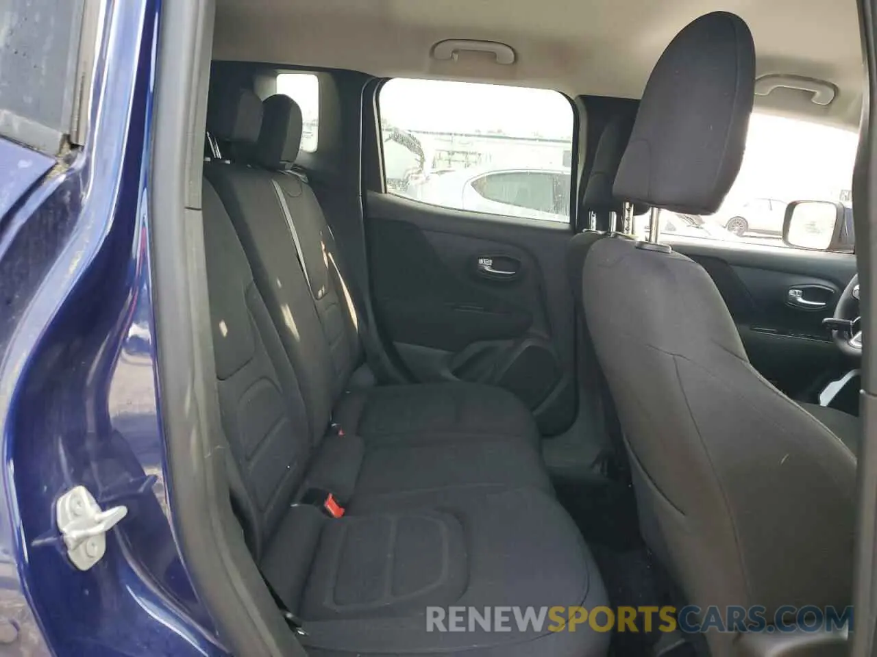 11 Photograph of a damaged car ZACNJABB0KPK85011 JEEP RENEGADE 2019