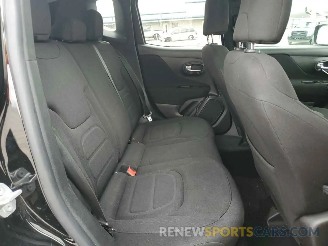 11 Photograph of a damaged car ZACNJABB0KPK87017 JEEP RENEGADE 2019