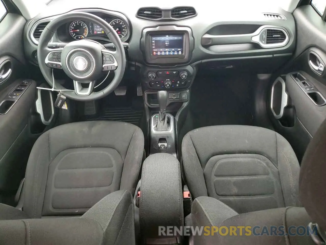 8 Photograph of a damaged car ZACNJABB0KPK87017 JEEP RENEGADE 2019