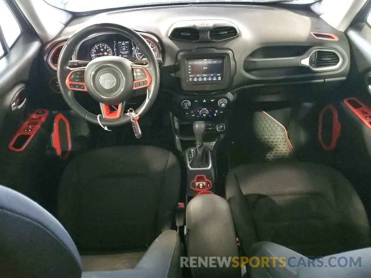 8 Photograph of a damaged car ZACNJABB1KPK47108 JEEP RENEGADE 2019