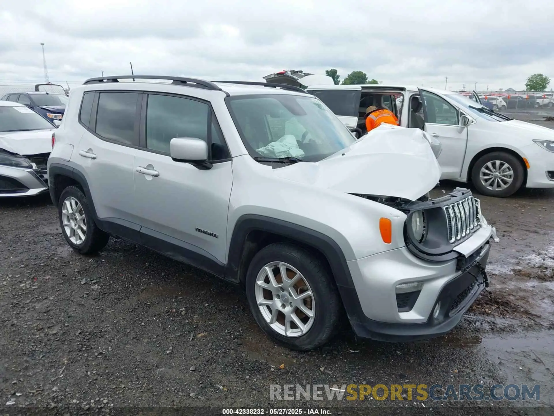 1 Photograph of a damaged car ZACNJABB2KPJ73343 JEEP RENEGADE 2019