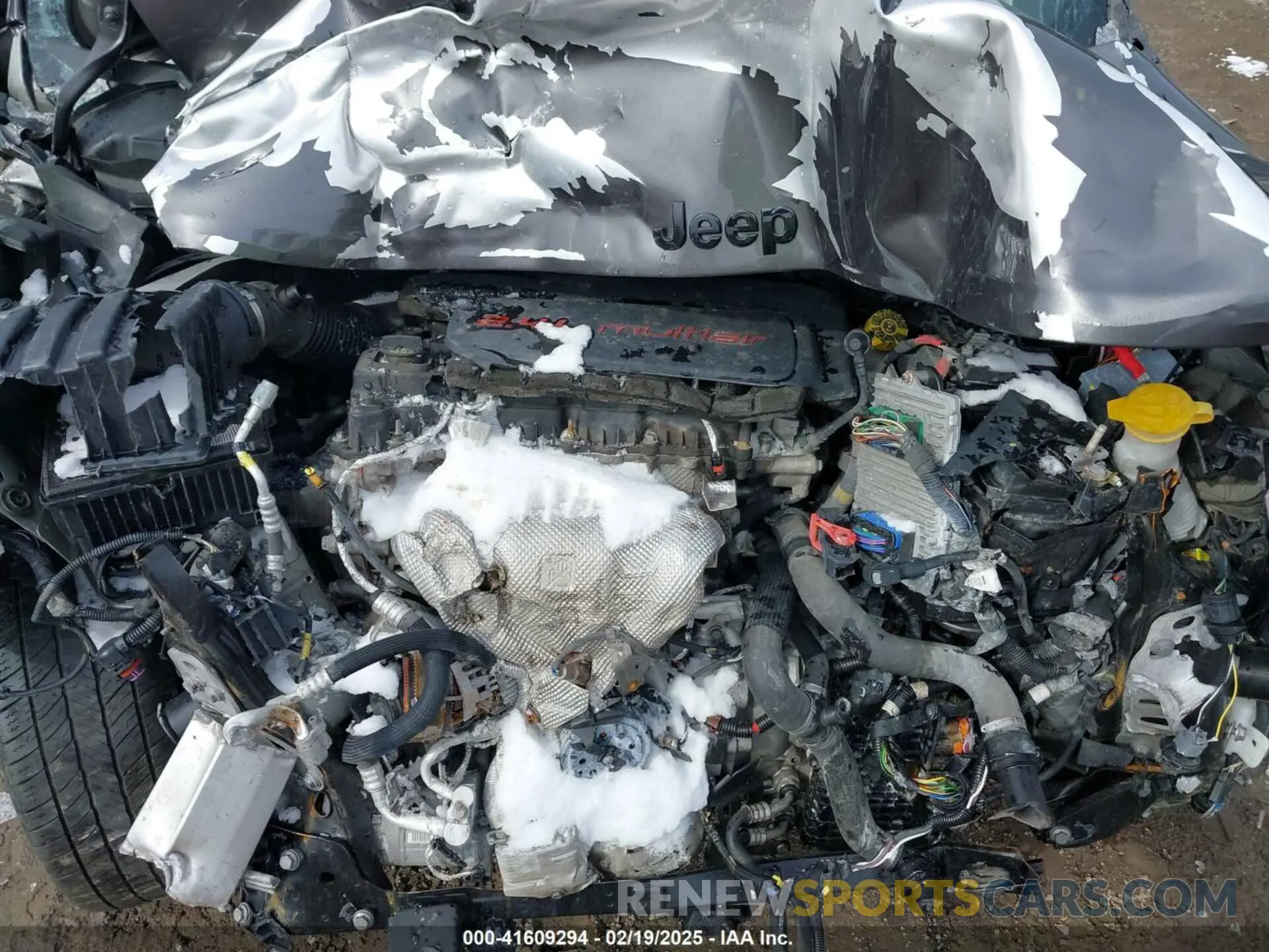 10 Photograph of a damaged car ZACNJABB2KPJ74329 JEEP RENEGADE 2019
