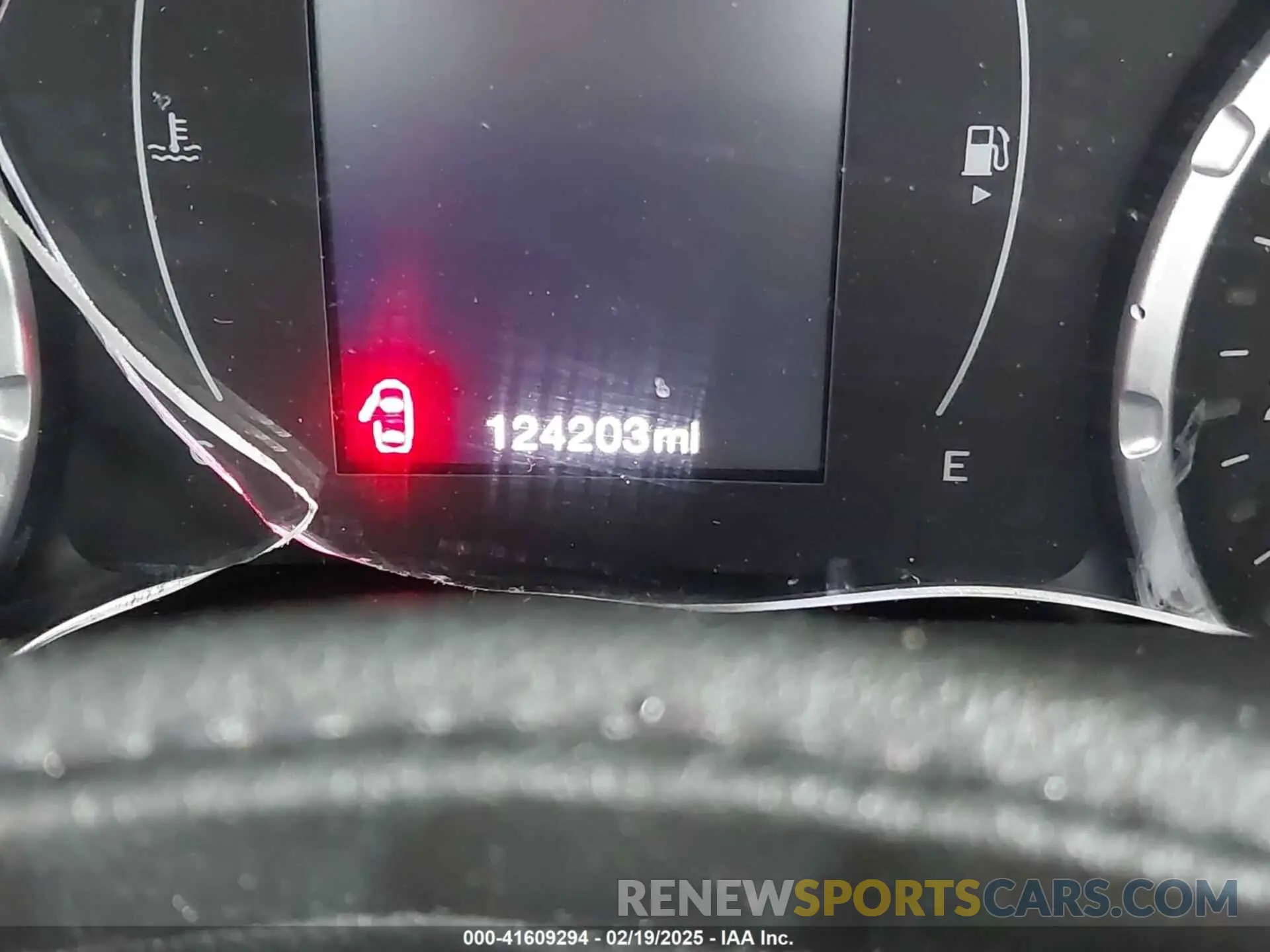 16 Photograph of a damaged car ZACNJABB2KPJ74329 JEEP RENEGADE 2019