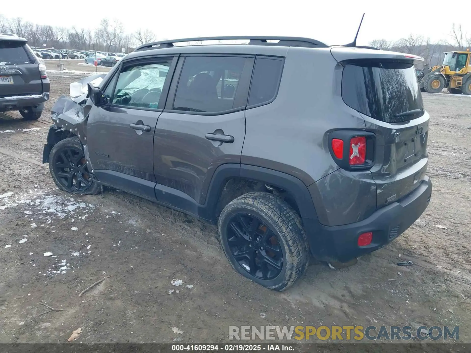 3 Photograph of a damaged car ZACNJABB2KPJ74329 JEEP RENEGADE 2019