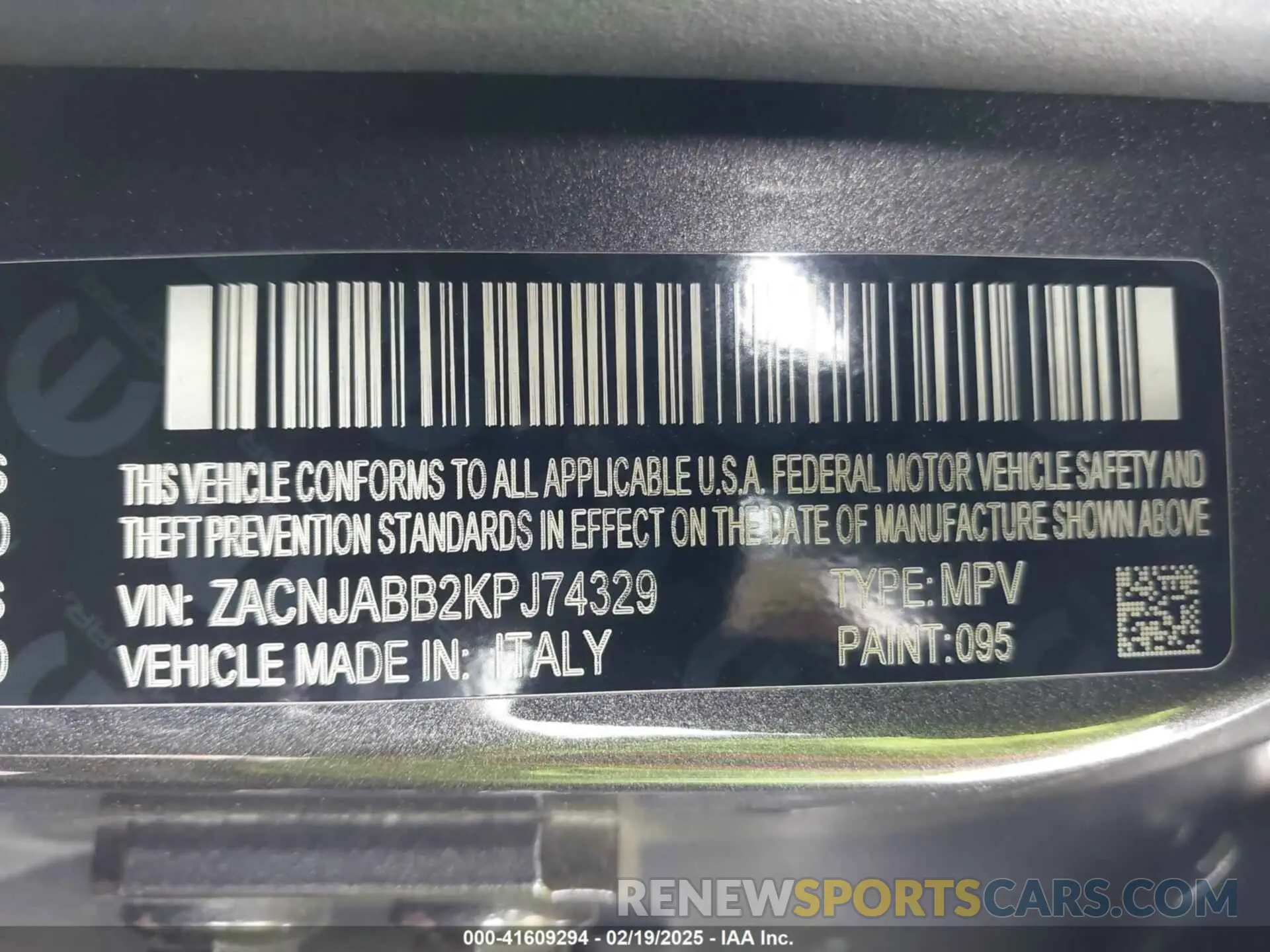 9 Photograph of a damaged car ZACNJABB2KPJ74329 JEEP RENEGADE 2019