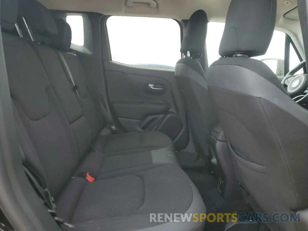 12 Photograph of a damaged car ZACNJABB2KPK17423 JEEP RENEGADE 2019