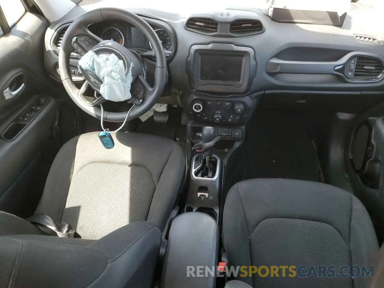 8 Photograph of a damaged car ZACNJABB2KPK64080 JEEP RENEGADE 2019