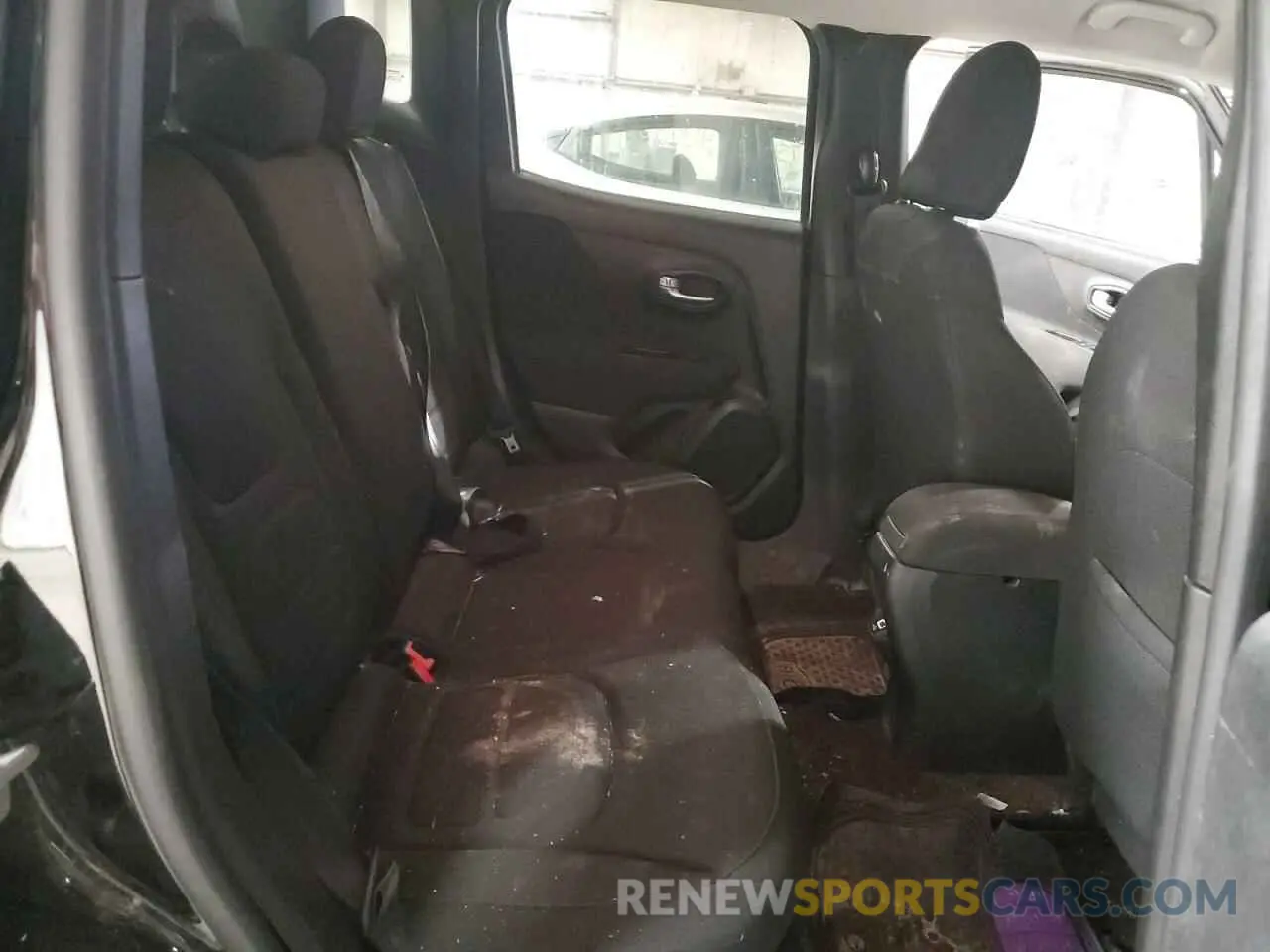 11 Photograph of a damaged car ZACNJABB2KPK87648 JEEP RENEGADE 2019