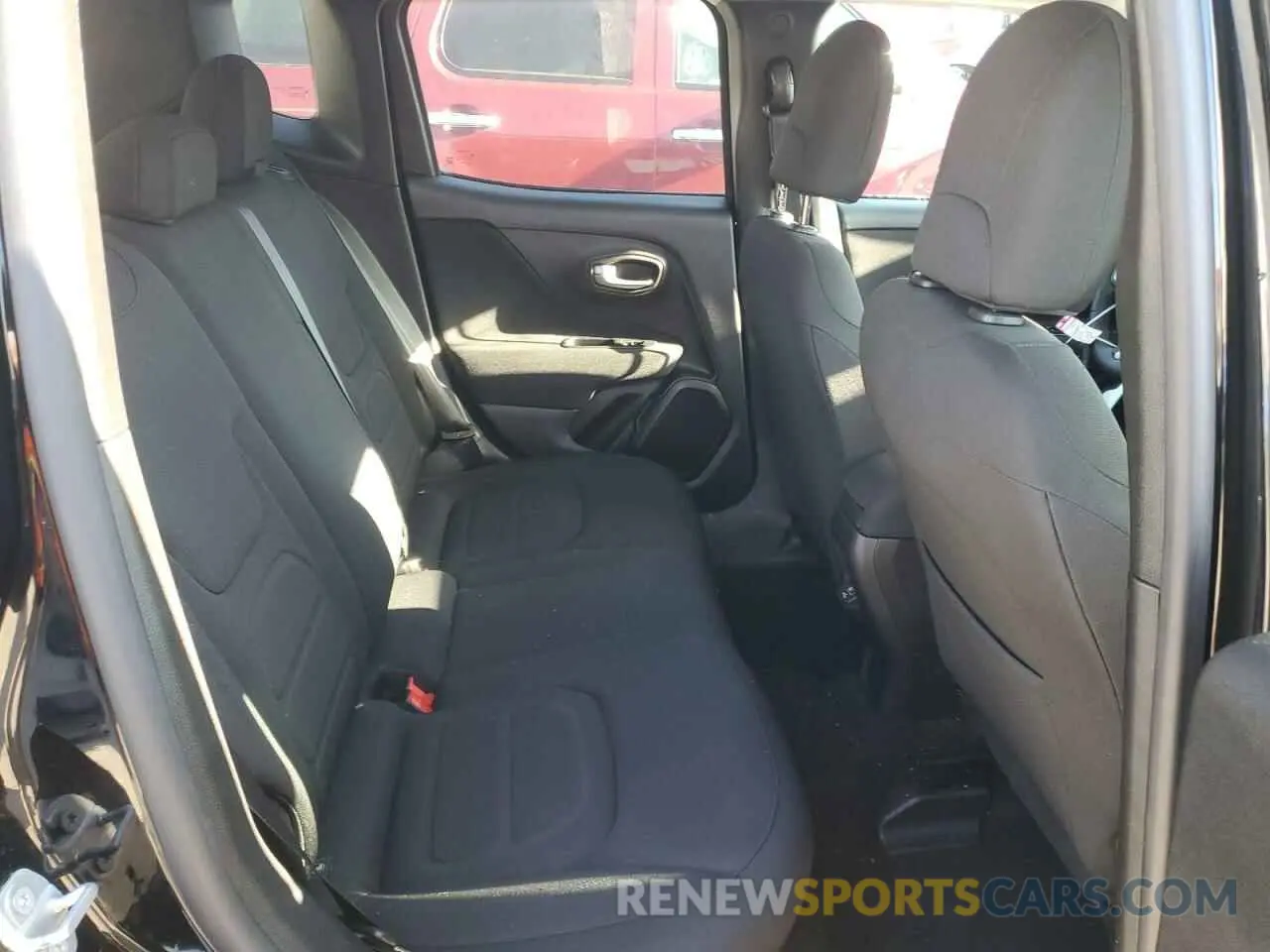 12 Photograph of a damaged car ZACNJABB3KPK23246 JEEP RENEGADE 2019