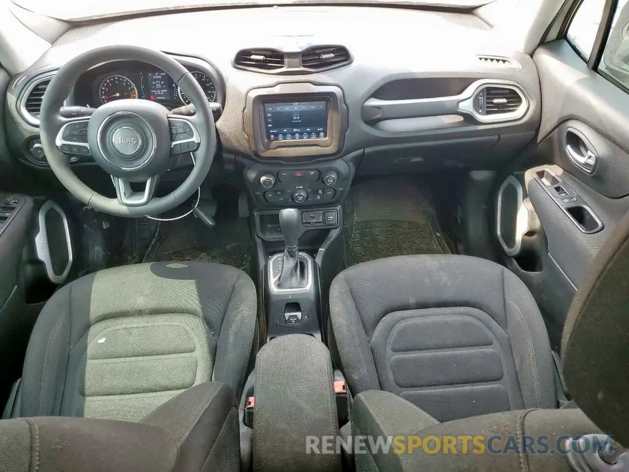 8 Photograph of a damaged car ZACNJABB4KPK01448 JEEP RENEGADE 2019