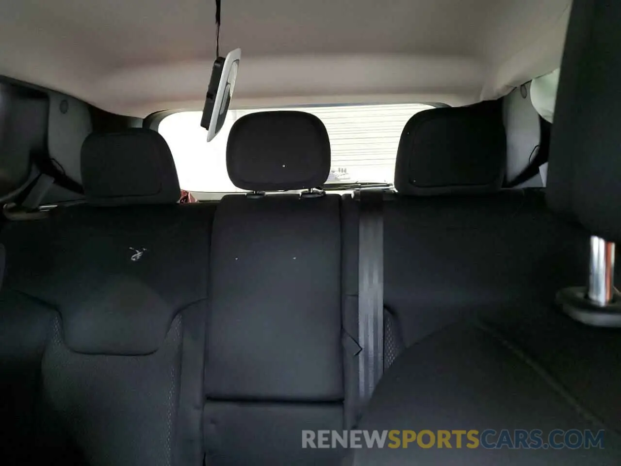 10 Photograph of a damaged car ZACNJABB4KPK74271 JEEP RENEGADE 2019