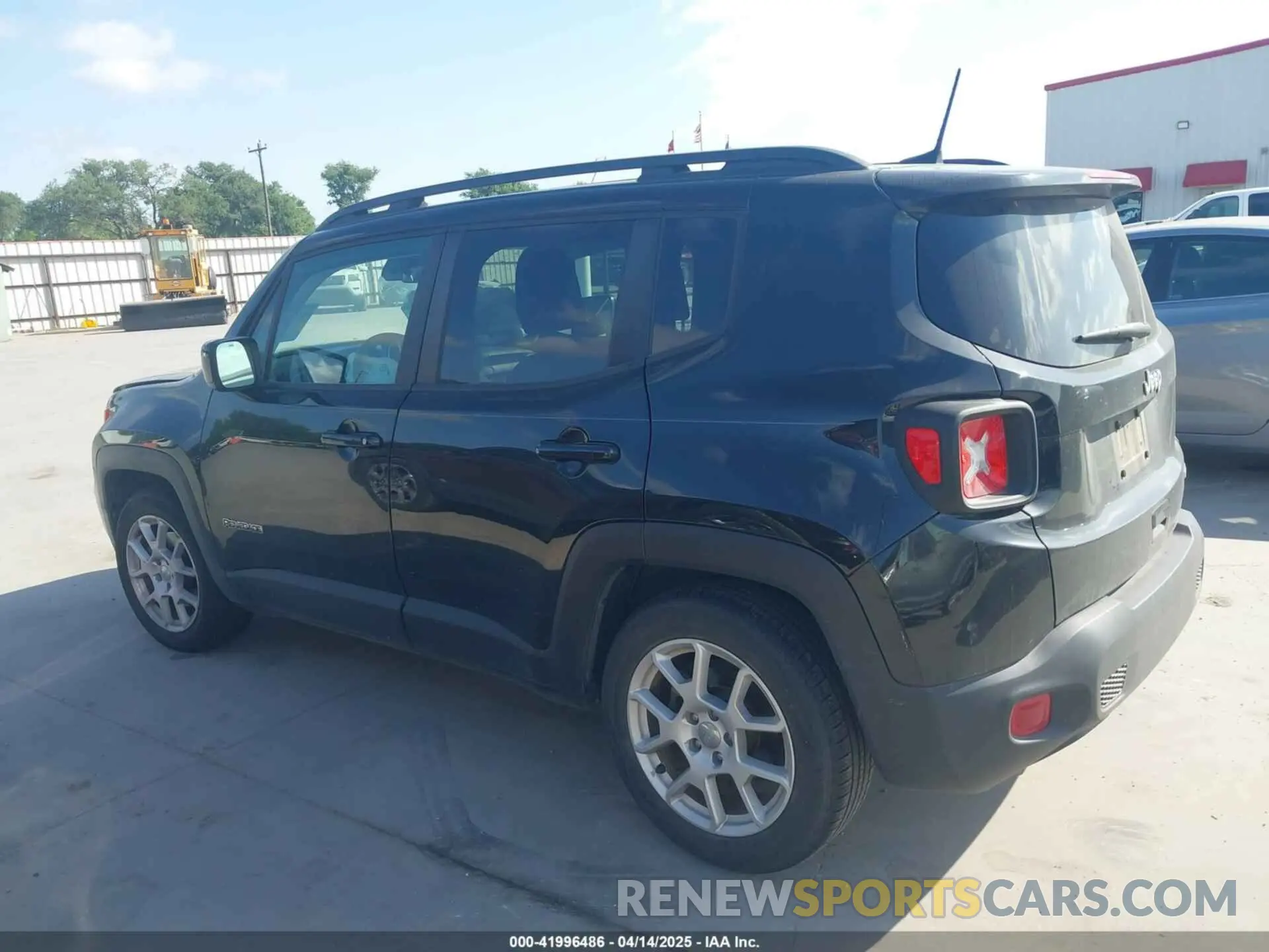 14 Photograph of a damaged car ZACNJABB4KPK93631 JEEP RENEGADE 2019
