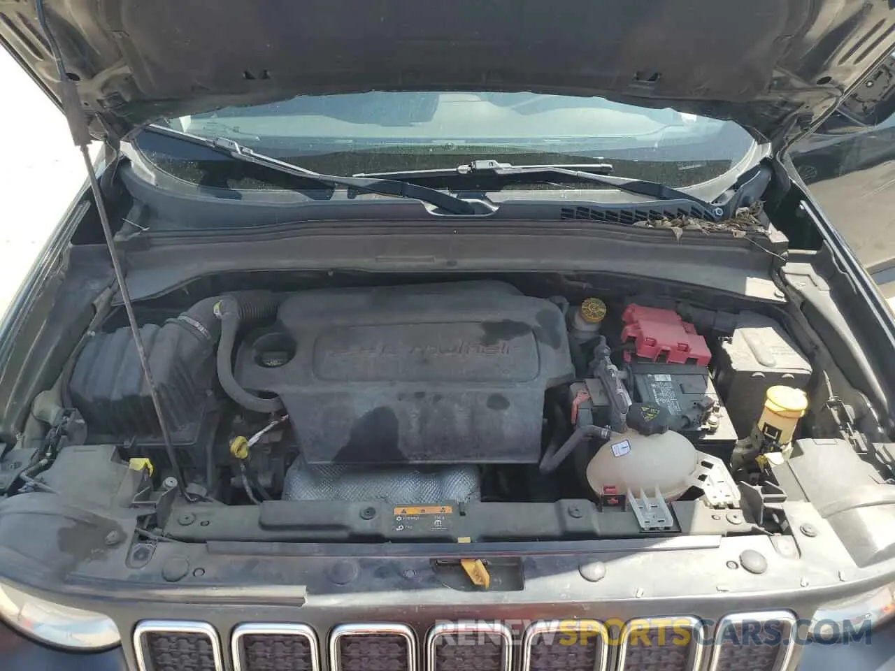 12 Photograph of a damaged car ZACNJABB5KPJ84904 JEEP RENEGADE 2019