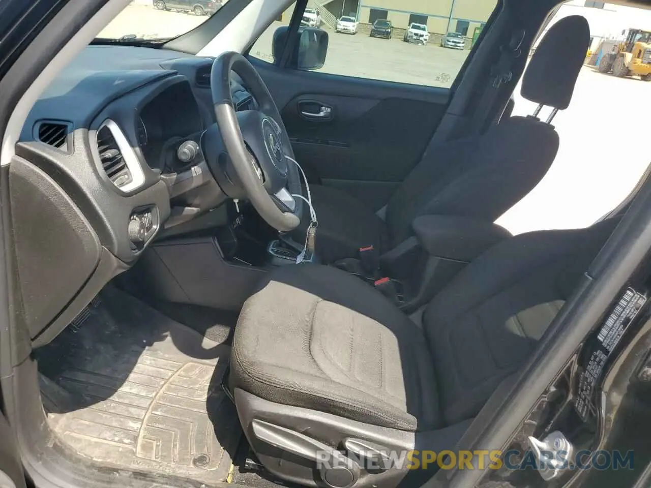 7 Photograph of a damaged car ZACNJABB5KPJ84904 JEEP RENEGADE 2019