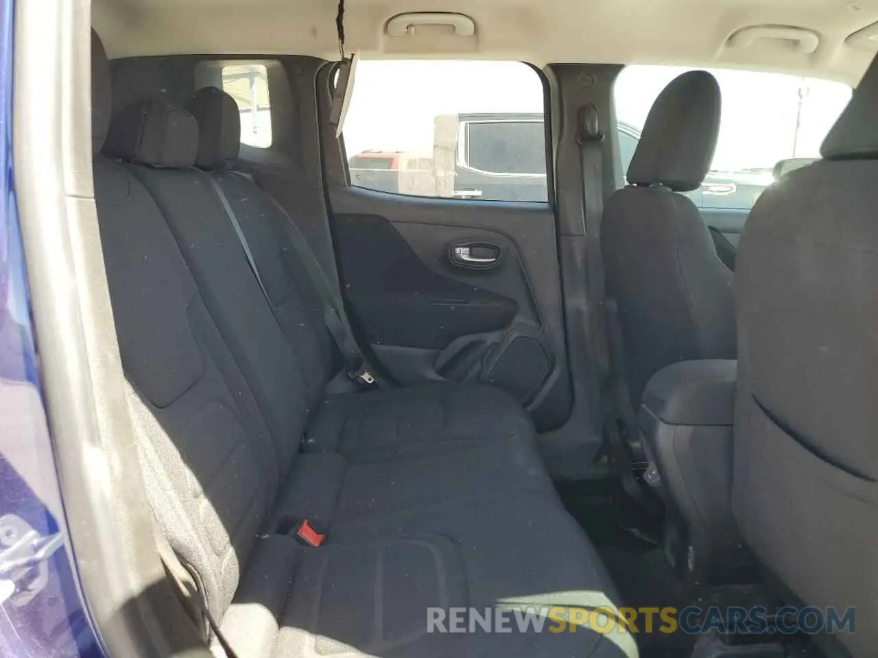 11 Photograph of a damaged car ZACNJABB5KPK19487 JEEP RENEGADE 2019