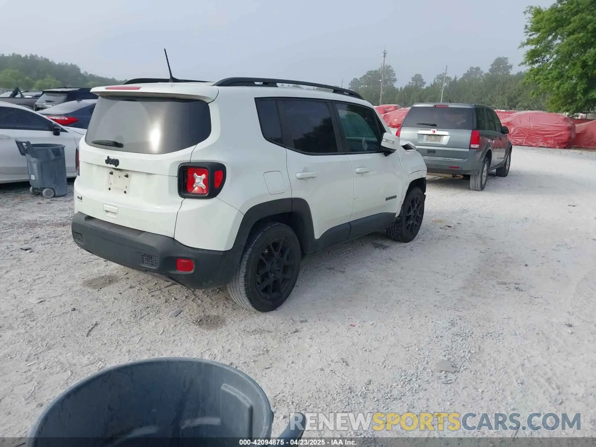 4 Photograph of a damaged car ZACNJABB5KPK23491 JEEP RENEGADE 2019