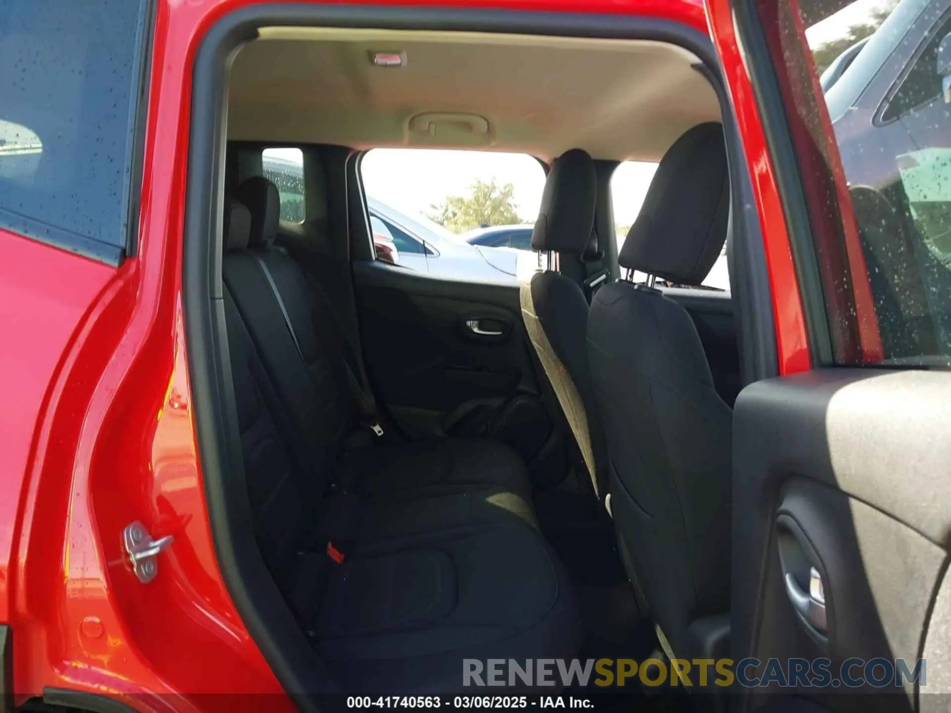 8 Photograph of a damaged car ZACNJABB5KPK45295 JEEP RENEGADE 2019