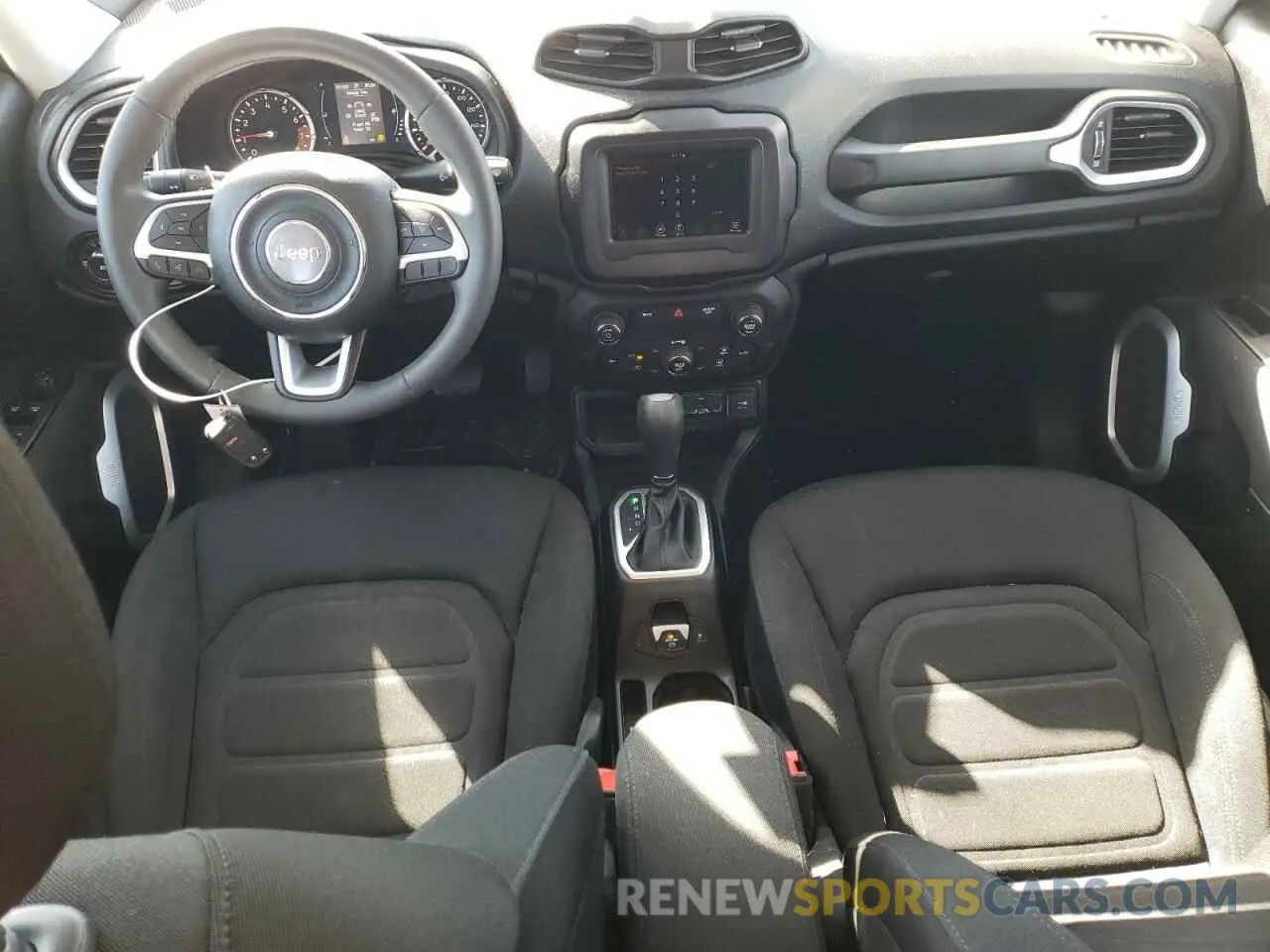 8 Photograph of a damaged car ZACNJABB6KPJ80523 JEEP RENEGADE 2019