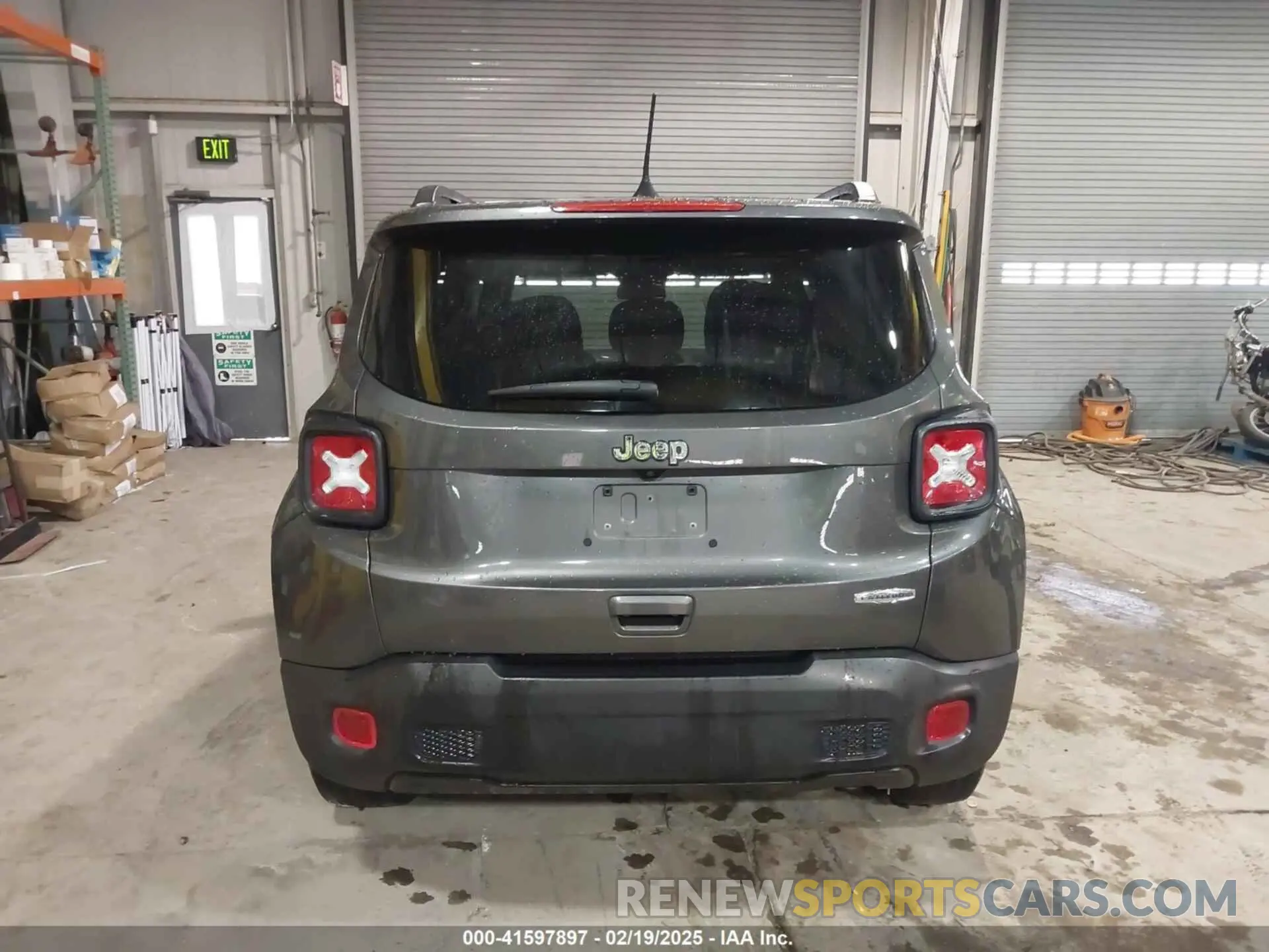 16 Photograph of a damaged car ZACNJABB6KPJ93773 JEEP RENEGADE 2019