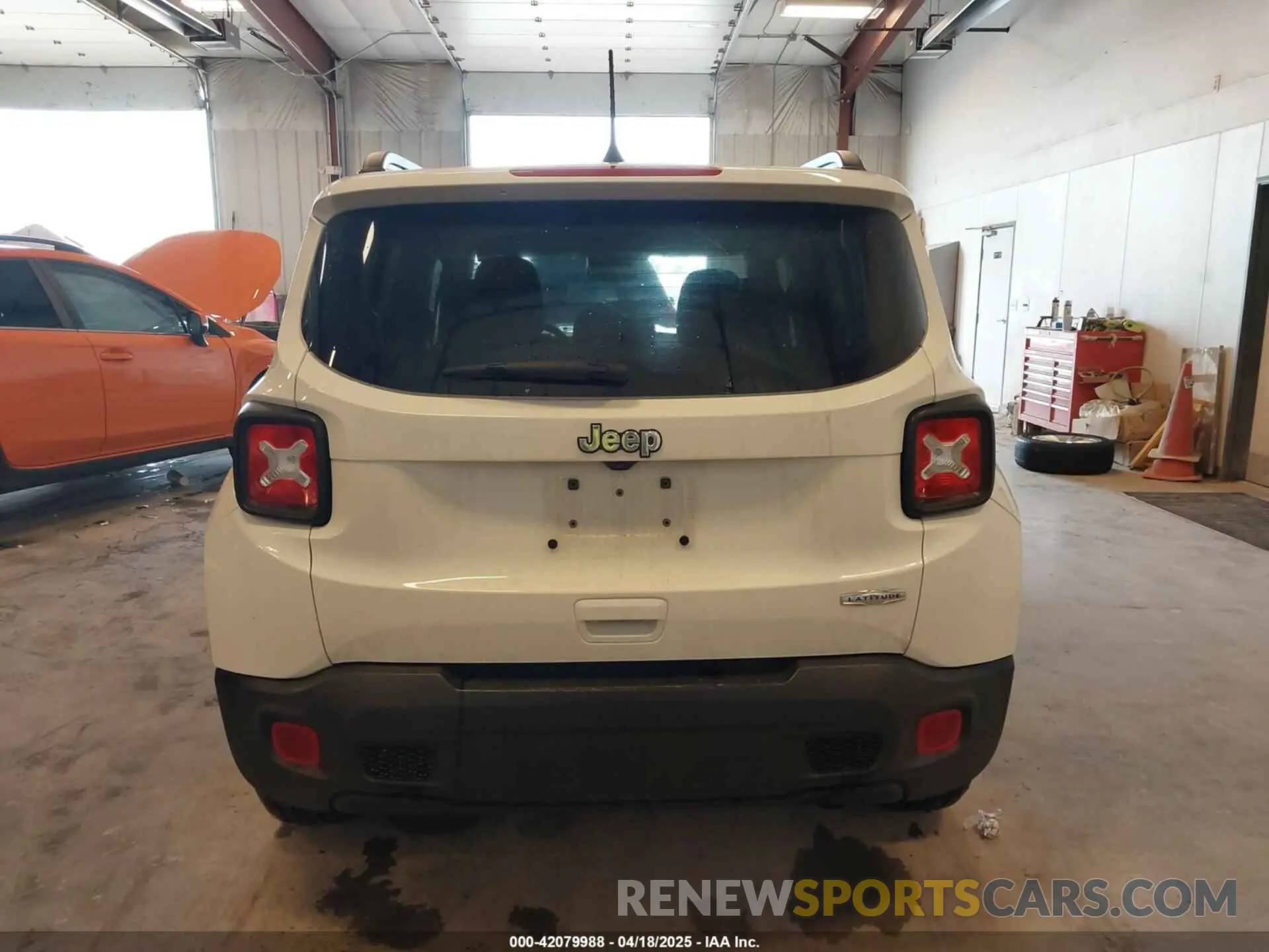 16 Photograph of a damaged car ZACNJABB6KPK21894 JEEP RENEGADE 2019