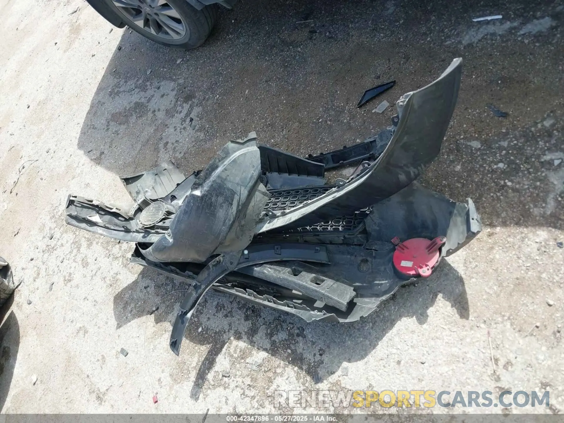 12 Photograph of a damaged car ZACNJABB6KPK90634 JEEP RENEGADE 2019