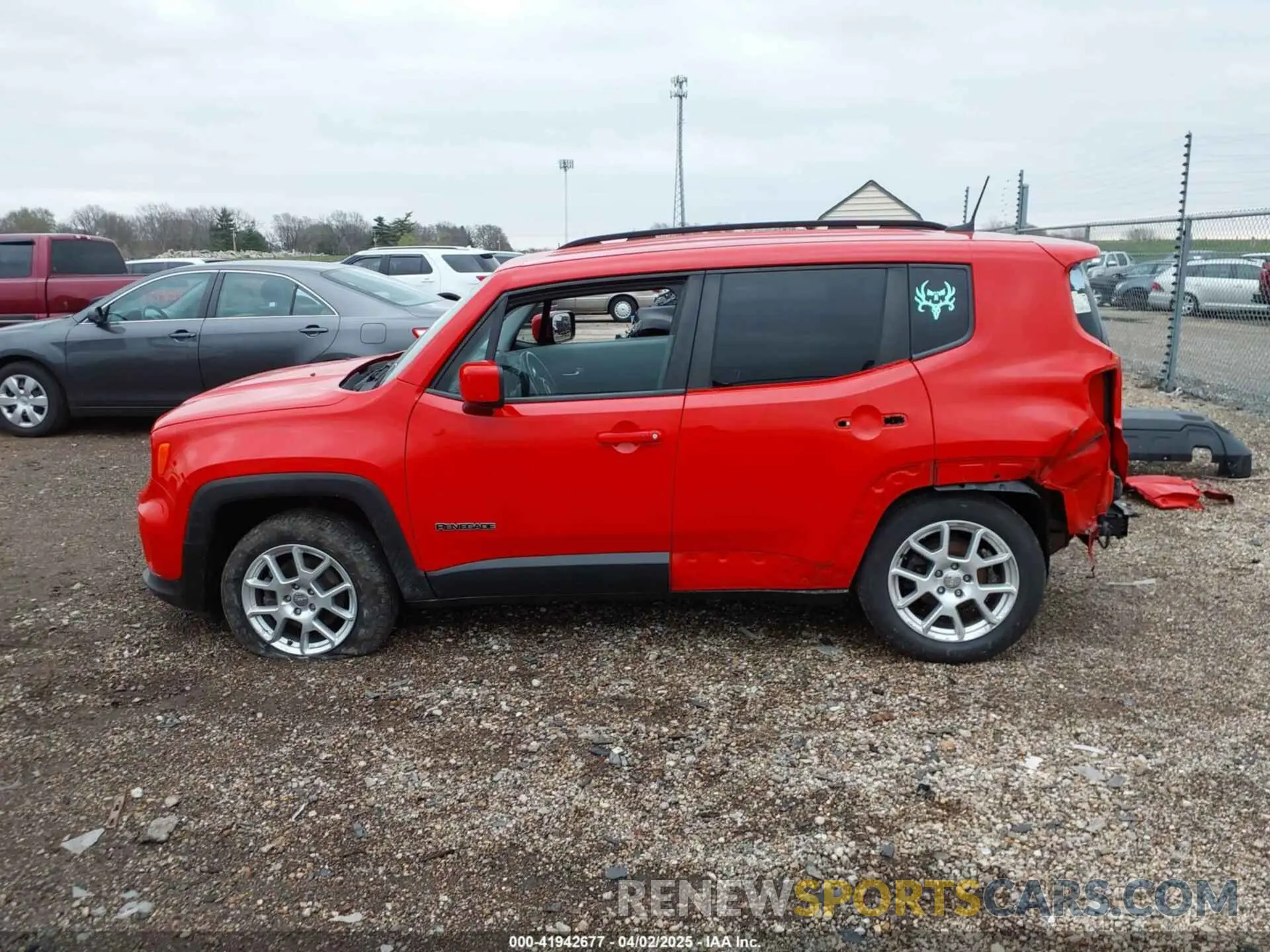 15 Photograph of a damaged car ZACNJABB7KPK32693 JEEP RENEGADE 2019