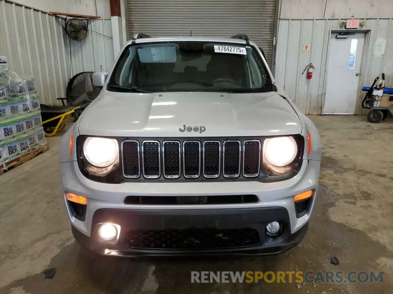 5 Photograph of a damaged car ZACNJABB7KPK76466 JEEP RENEGADE 2019