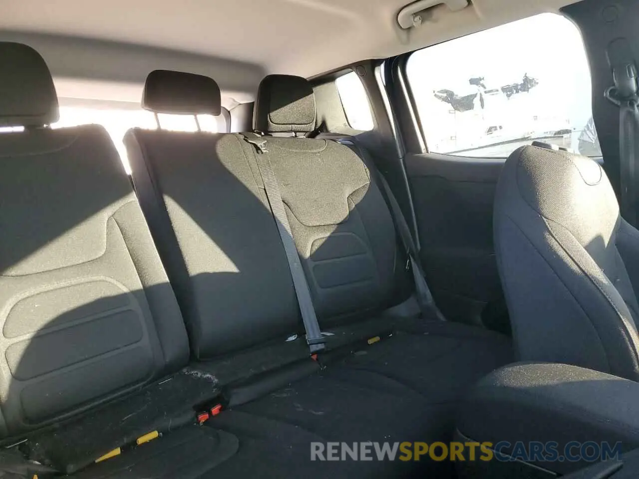 12 Photograph of a damaged car ZACNJABB7KPK81893 JEEP RENEGADE 2019