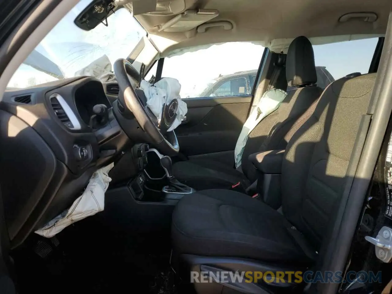 7 Photograph of a damaged car ZACNJABB7KPK81893 JEEP RENEGADE 2019