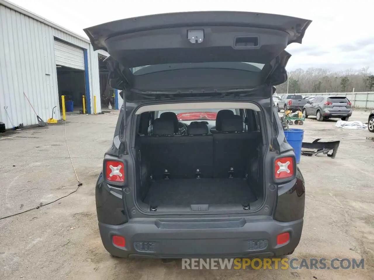 6 Photograph of a damaged car ZACNJABB7KPK87029 JEEP RENEGADE 2019