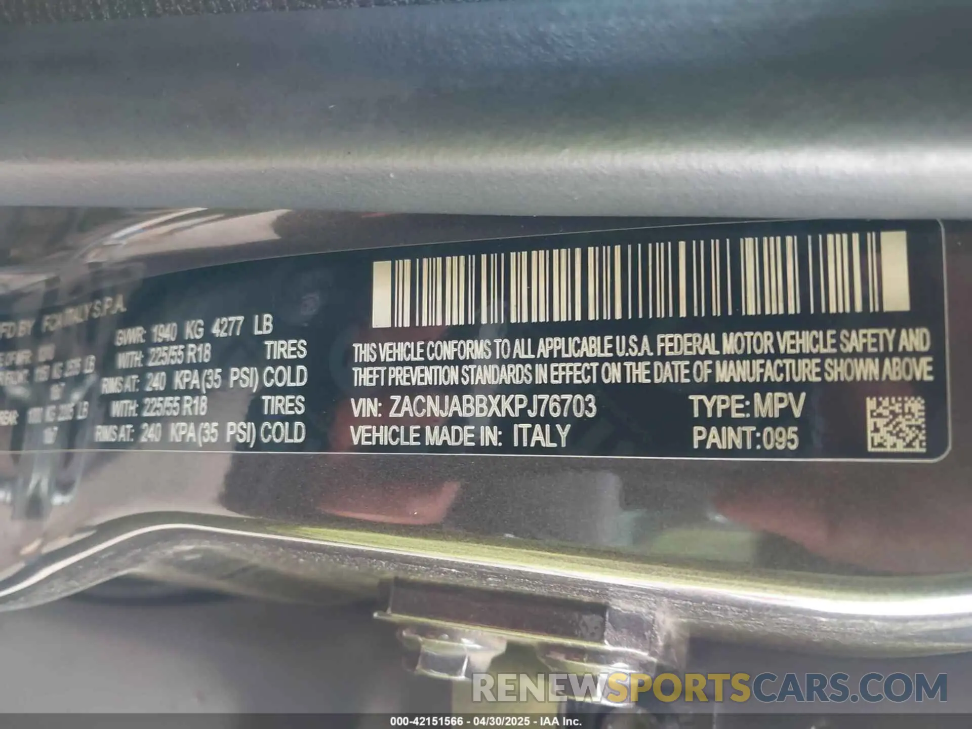 9 Photograph of a damaged car ZACNJABBXKPJ76703 JEEP RENEGADE 2019