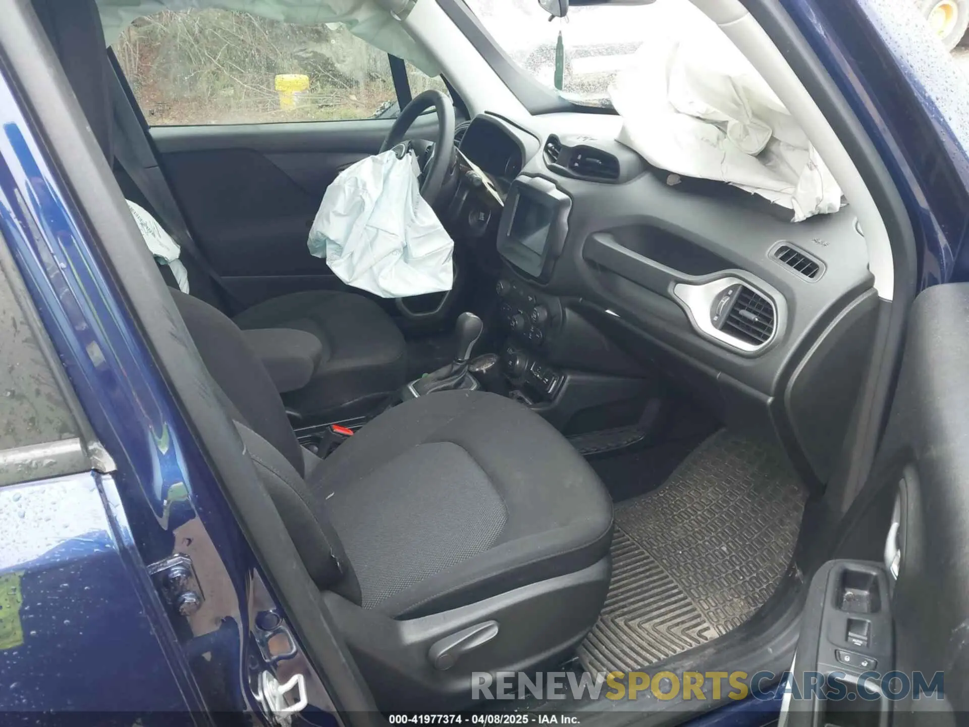 5 Photograph of a damaged car ZACNJBAB0KPJ86602 JEEP RENEGADE 2019