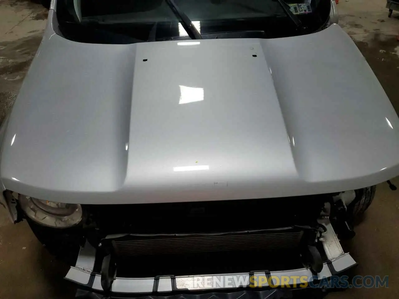 12 Photograph of a damaged car ZACNJBAB0KPJ97258 JEEP RENEGADE 2019