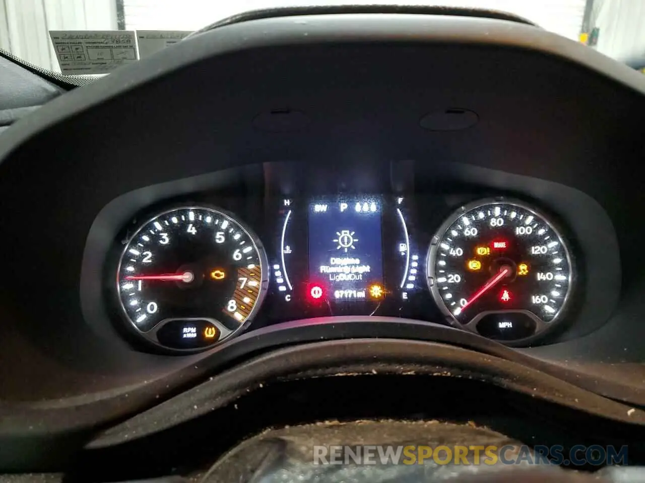 9 Photograph of a damaged car ZACNJBAB0KPJ97258 JEEP RENEGADE 2019