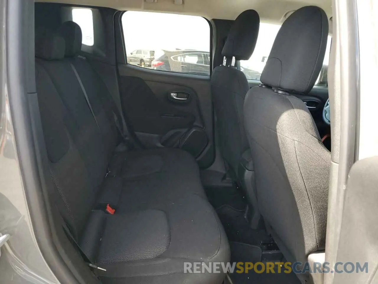 11 Photograph of a damaged car ZACNJBAB0KPK56387 JEEP RENEGADE 2019