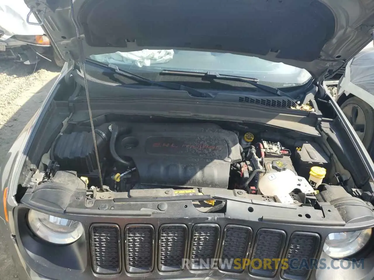 12 Photograph of a damaged car ZACNJBAB0KPK56387 JEEP RENEGADE 2019