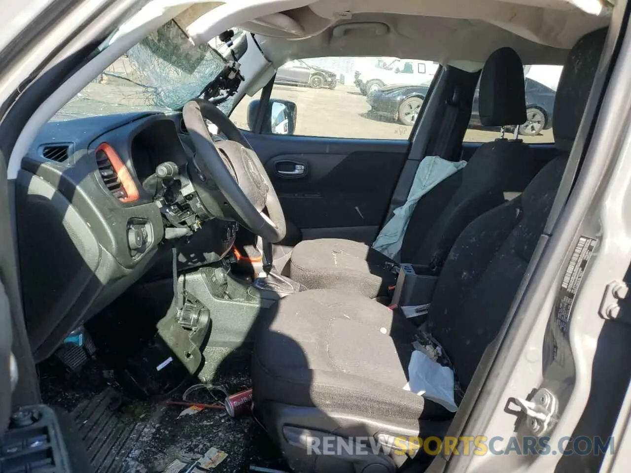 7 Photograph of a damaged car ZACNJBAB0KPK93696 JEEP RENEGADE 2019