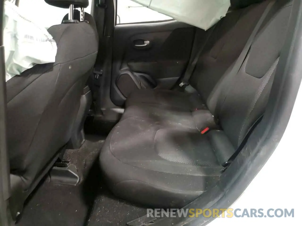 11 Photograph of a damaged car ZACNJBAB1KPK50551 JEEP RENEGADE 2019