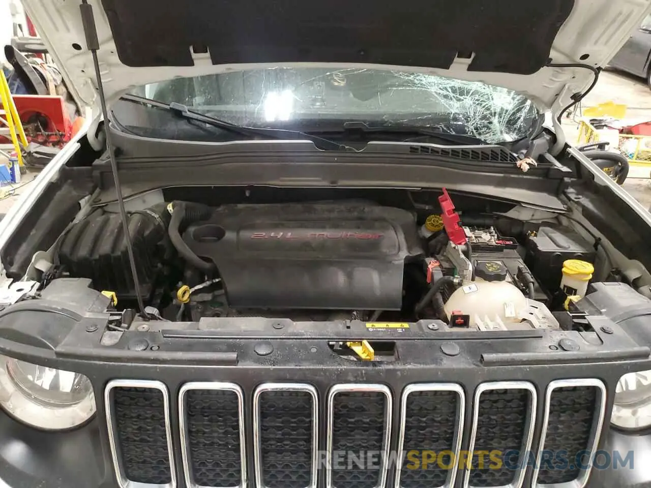 13 Photograph of a damaged car ZACNJBAB1KPK50551 JEEP RENEGADE 2019