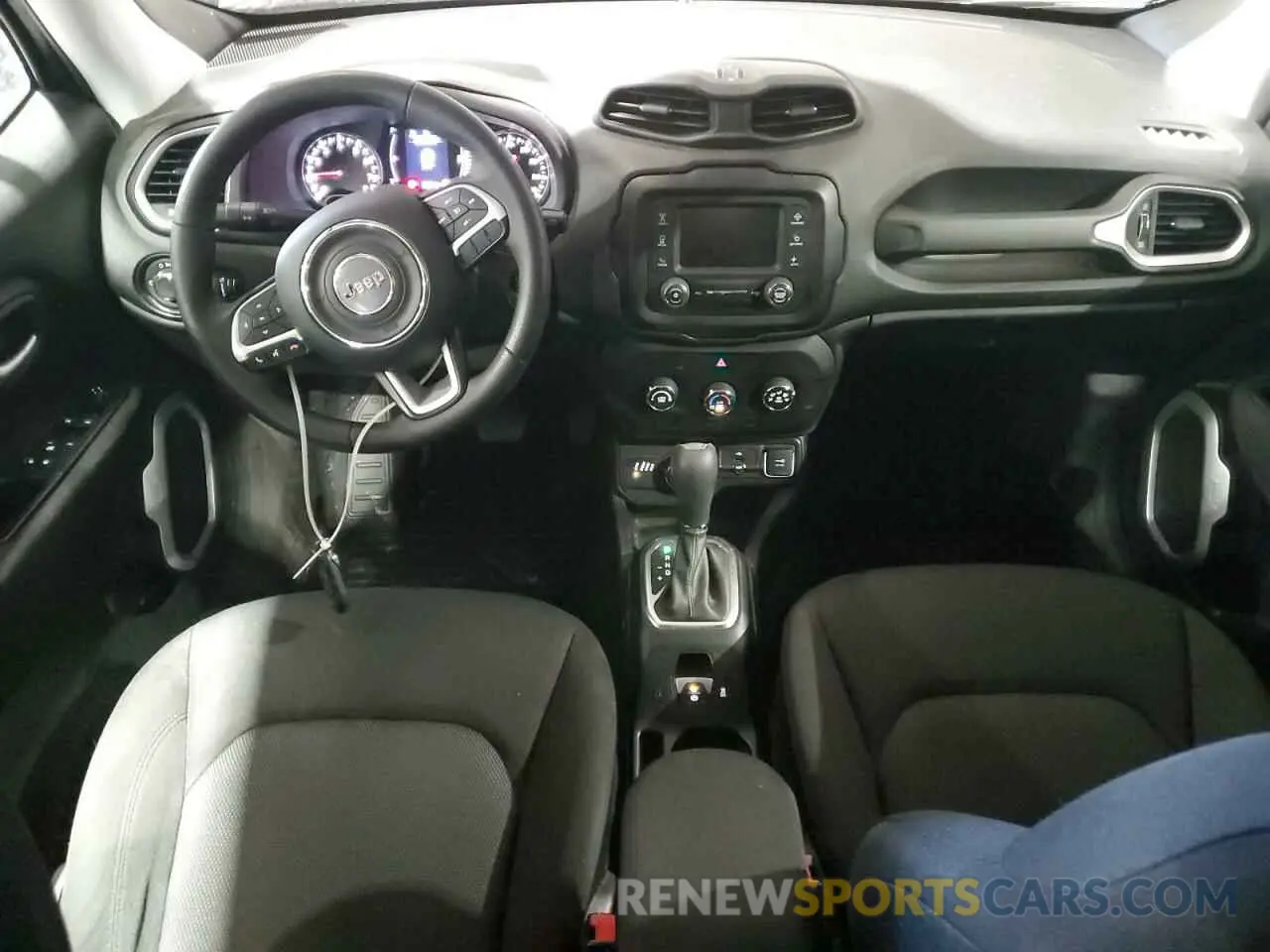 8 Photograph of a damaged car ZACNJBAB2KPJ97388 JEEP RENEGADE 2019
