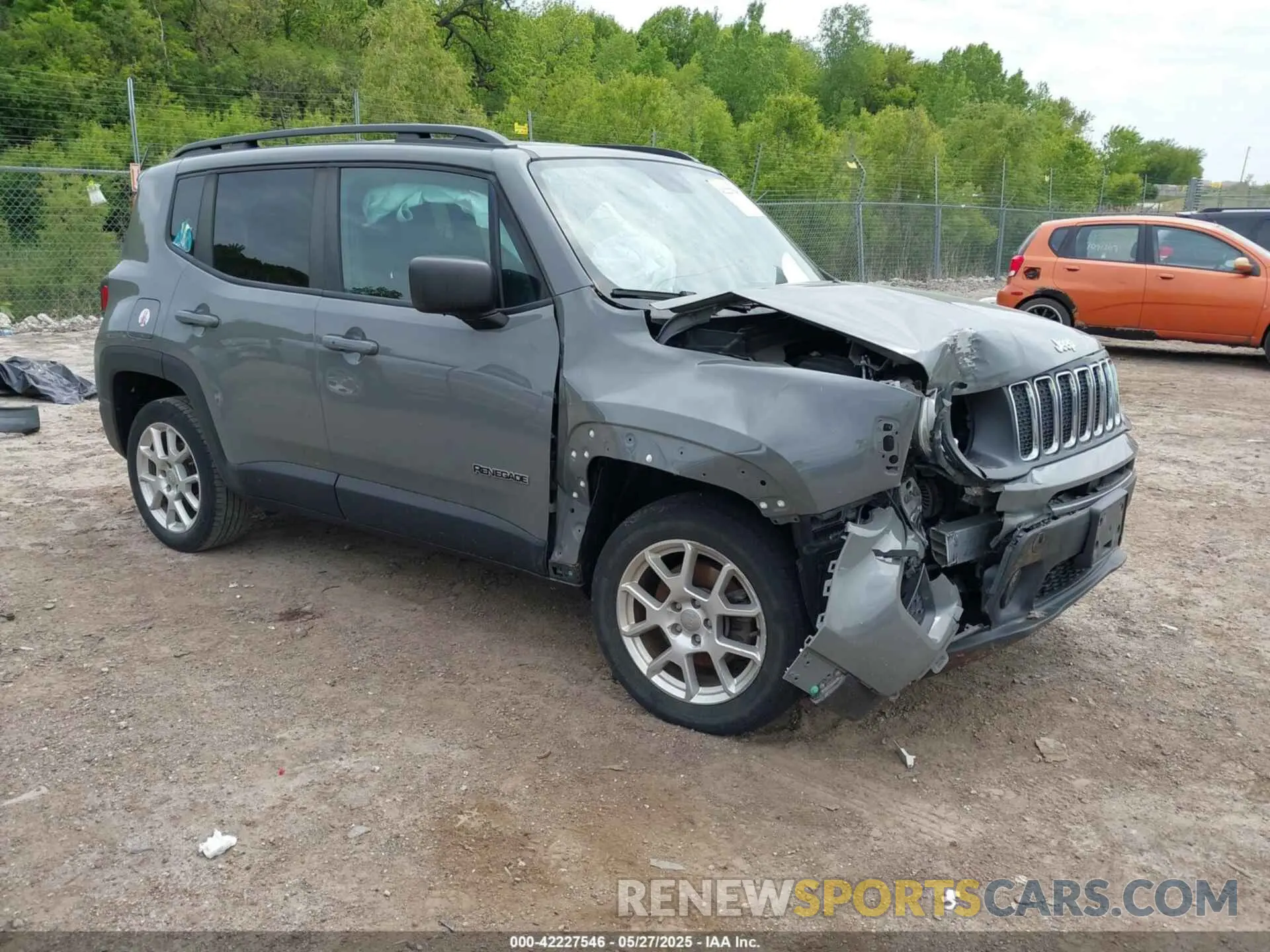 1 Photograph of a damaged car ZACNJBAB5KPK57972 JEEP RENEGADE 2019