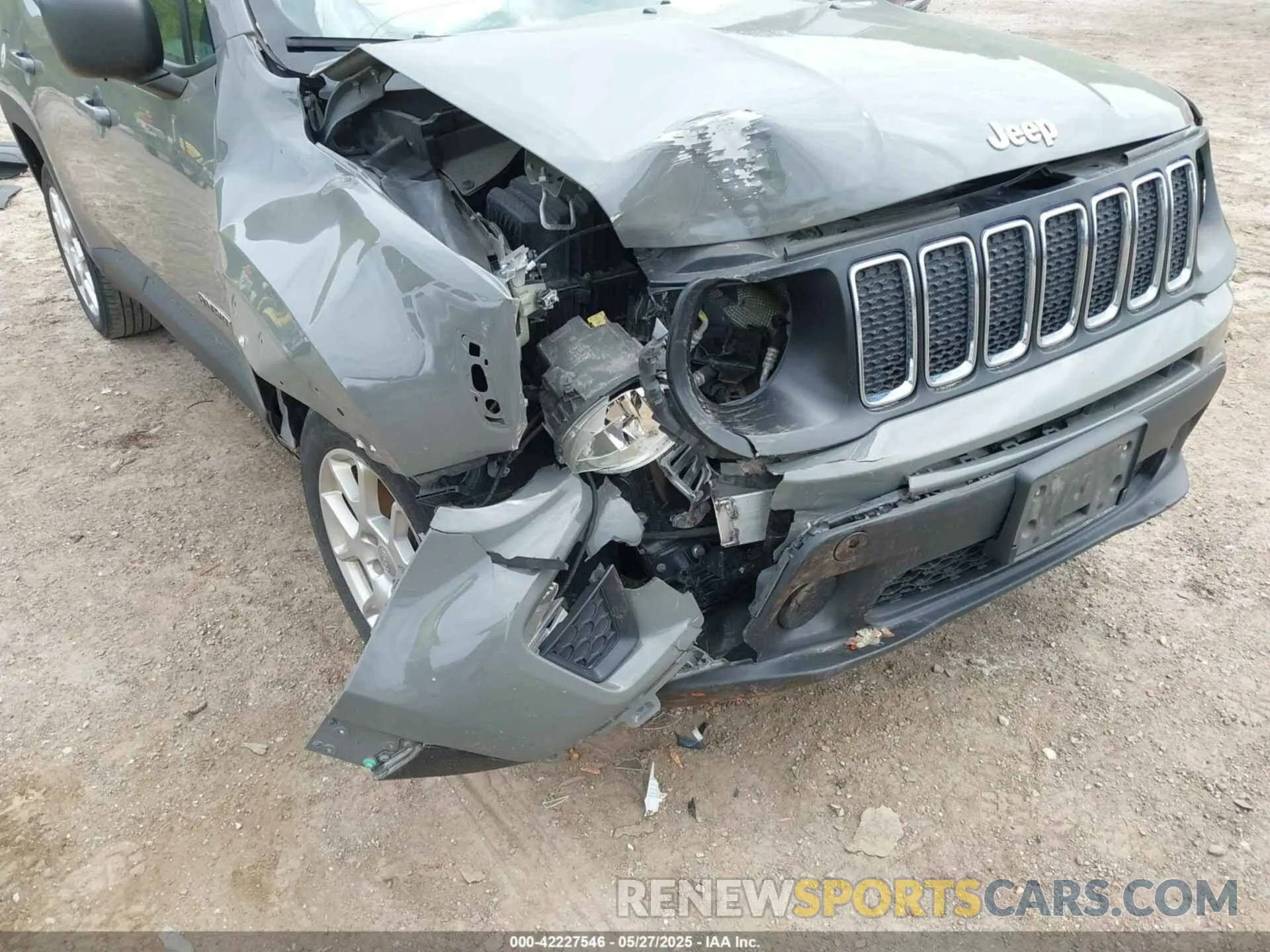 6 Photograph of a damaged car ZACNJBAB5KPK57972 JEEP RENEGADE 2019