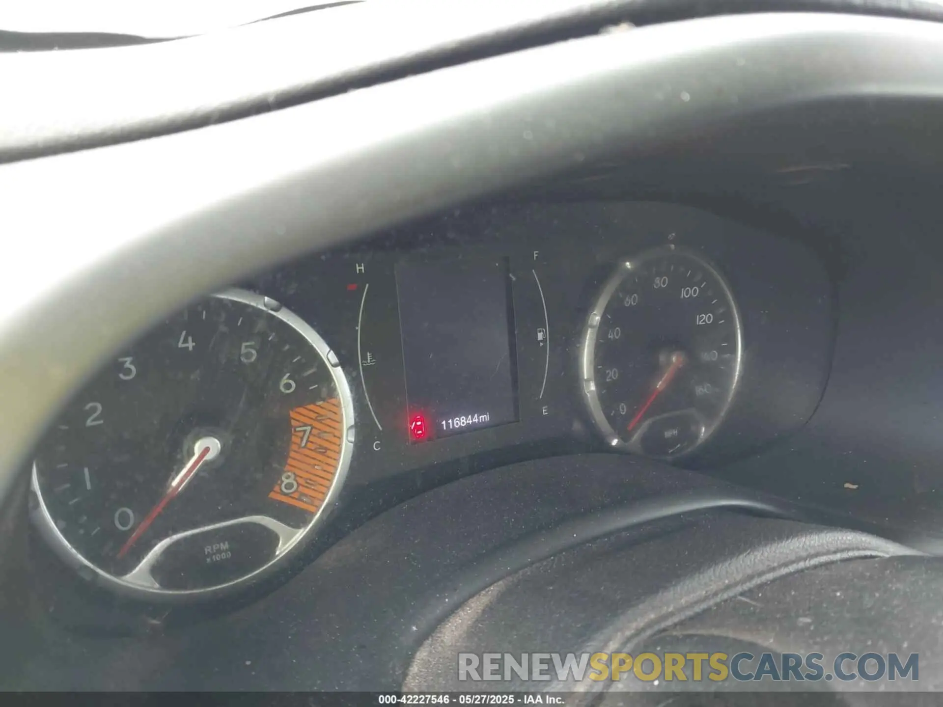 7 Photograph of a damaged car ZACNJBAB5KPK57972 JEEP RENEGADE 2019