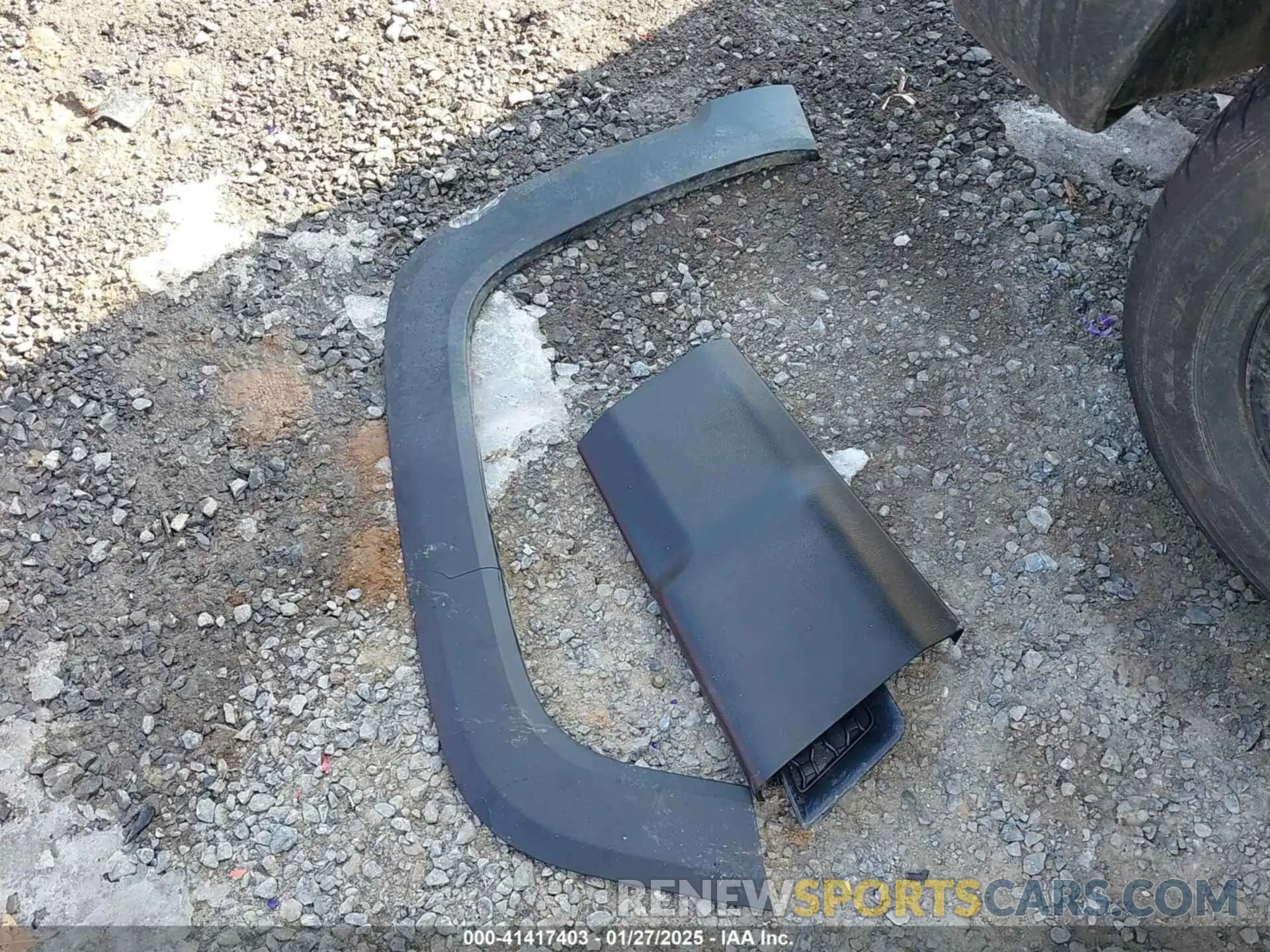 12 Photograph of a damaged car ZACNJBAB6KPJ76267 JEEP RENEGADE 2019