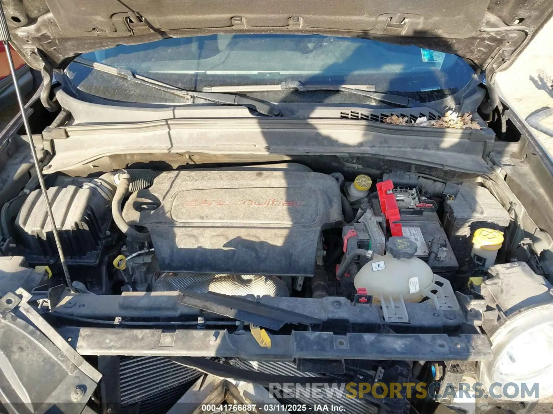 10 Photograph of a damaged car ZACNJBAB6KPJ80917 JEEP RENEGADE 2019